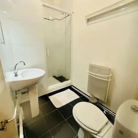 Coquebert Confortable Proche Centre Apartment Reims