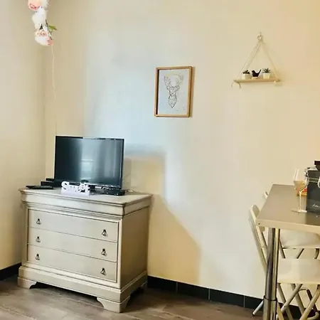 Coquebert Confortable Proche Centre *