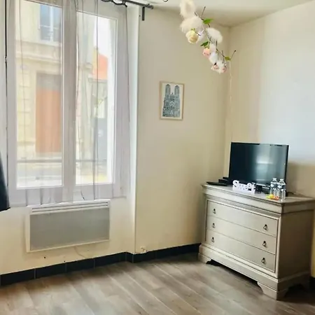 Apartman Coquebert Confortable Proche Centre *